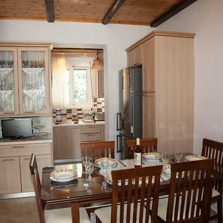 Irini's Traditional Kefalonian House *