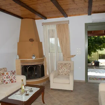 Casa de Campo Irini's Traditional Kefalonian House