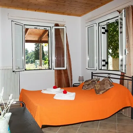 Irini's Traditional Kefalonian House *