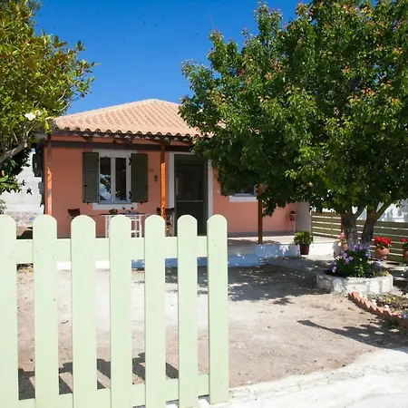 Casa de Campo Irini's Traditional Kefalonian House